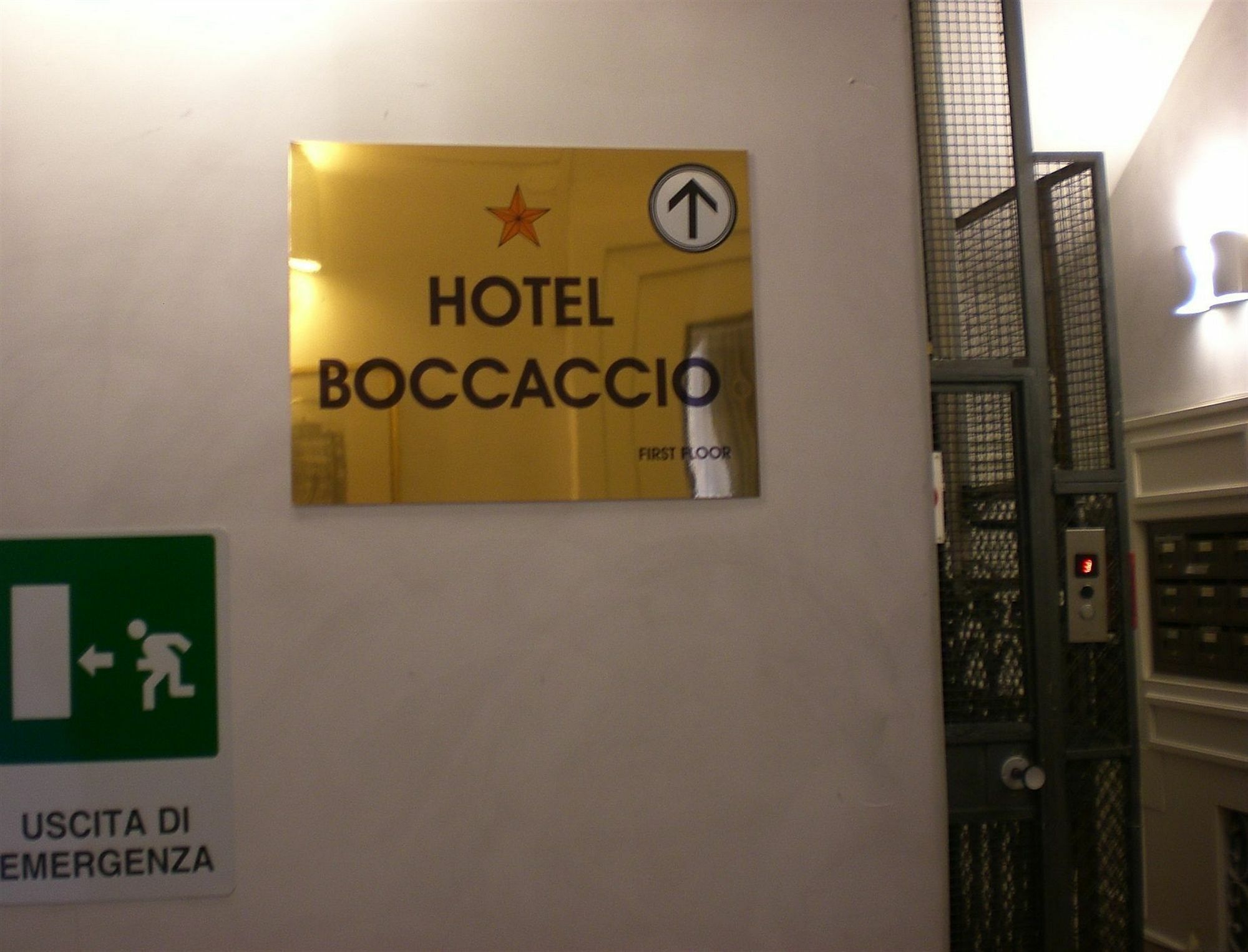 Boccaccio Hotel *